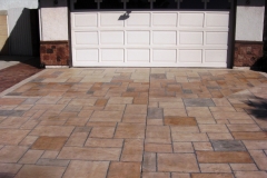 Stone-Edge-Surfaces-decorative-concrete-overlay-stamped-and-colored-driveway-from-dh-concrete-stamping-20082020OCT20012